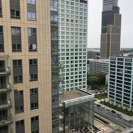 Apartahotel Platinum Towers 2*