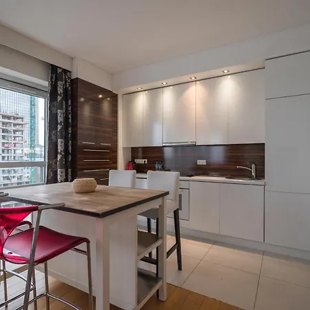 Platinum Towers 2* Warszawa