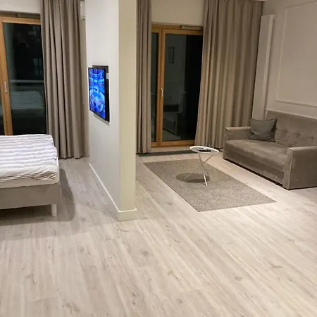 Platinum Towers 2*