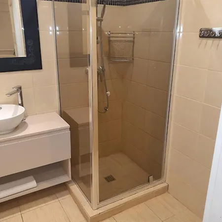 Platinum Towers Aparthotel 2*